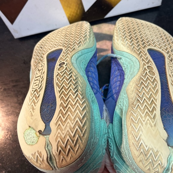 Nike Cosmic Unity Size 10 Blue/teal/light - Picture 10 of 12